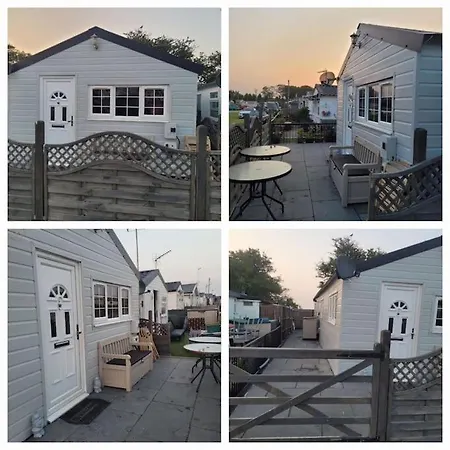 Sanity Sanctuary Apartment Leysdown-on-Sea Exterior photo