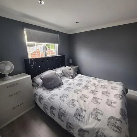 Sanity Sanctuary Apartment Leysdown-on-Sea Exterior photo